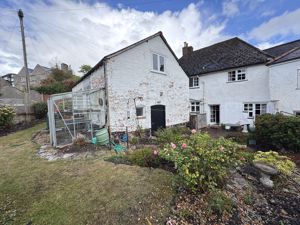 Photo 8- click for photo gallery